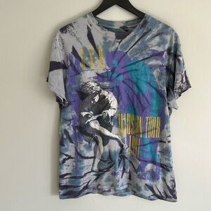 GUNS N’ ROSE VINTAGE LOOK USE YOUR ILLUSION TOUR 1991 REPRINT TEE Size Medium
